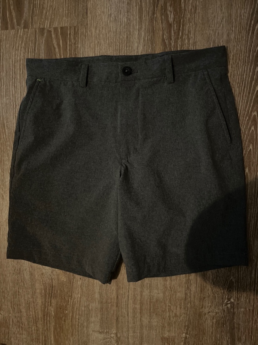 Vineyard vine breaker shorts, new without tags